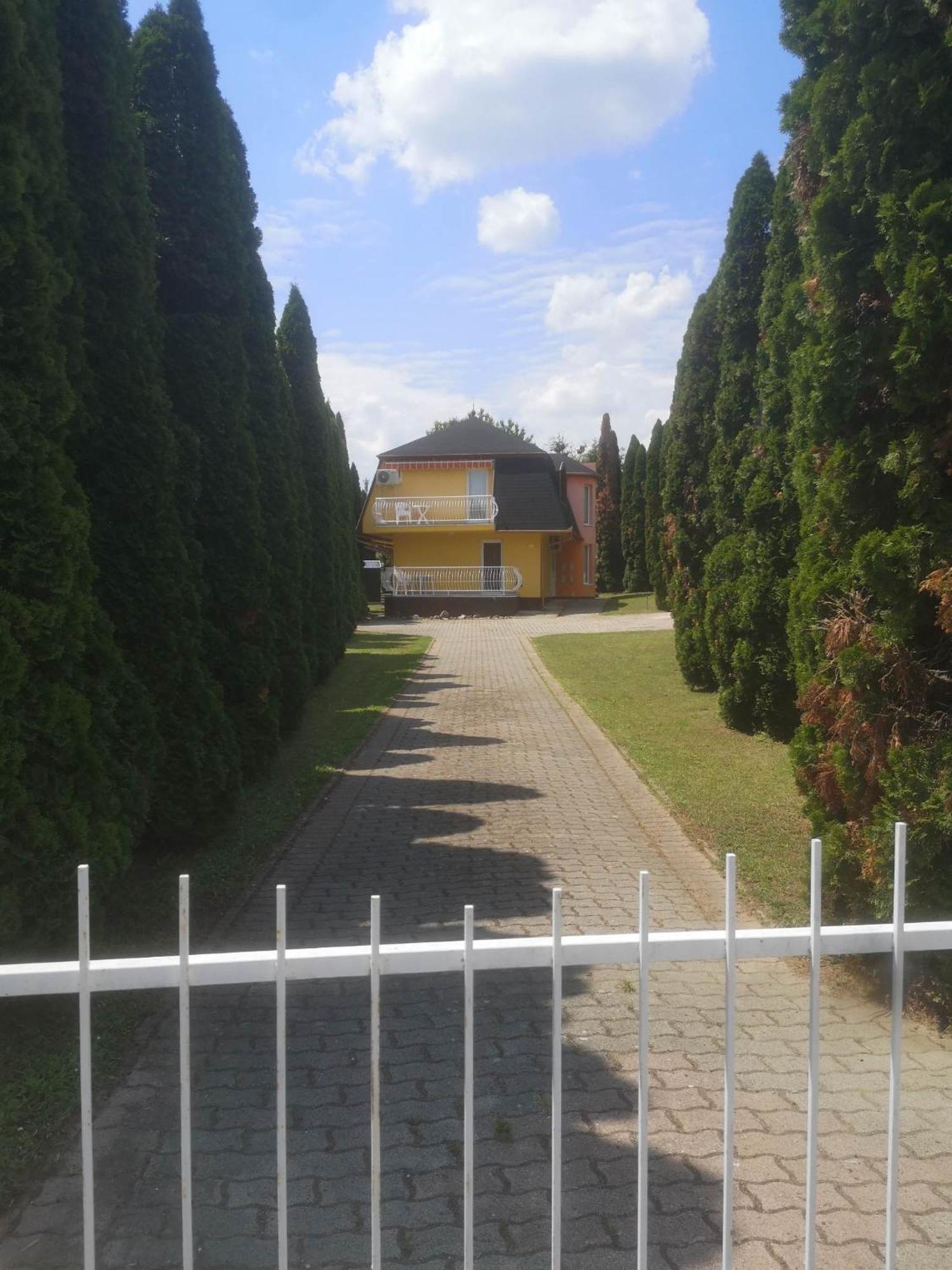 Berkenye Apartman Zalakaros Exterior foto